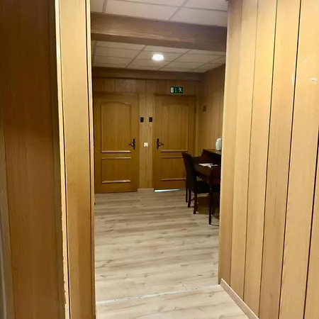 Отель Am Ratshof 3*