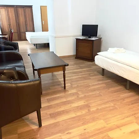 Hotell Am Ratshof 3*